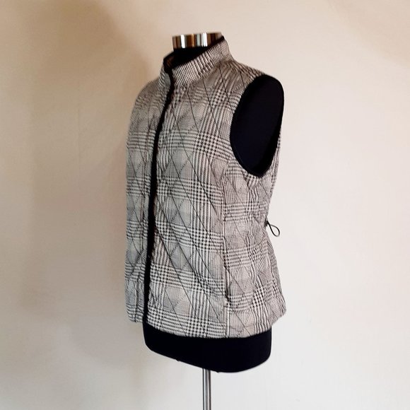 croft & barrow Jackets & Blazers - Croft and Barrow Button Up Lightweight Vest